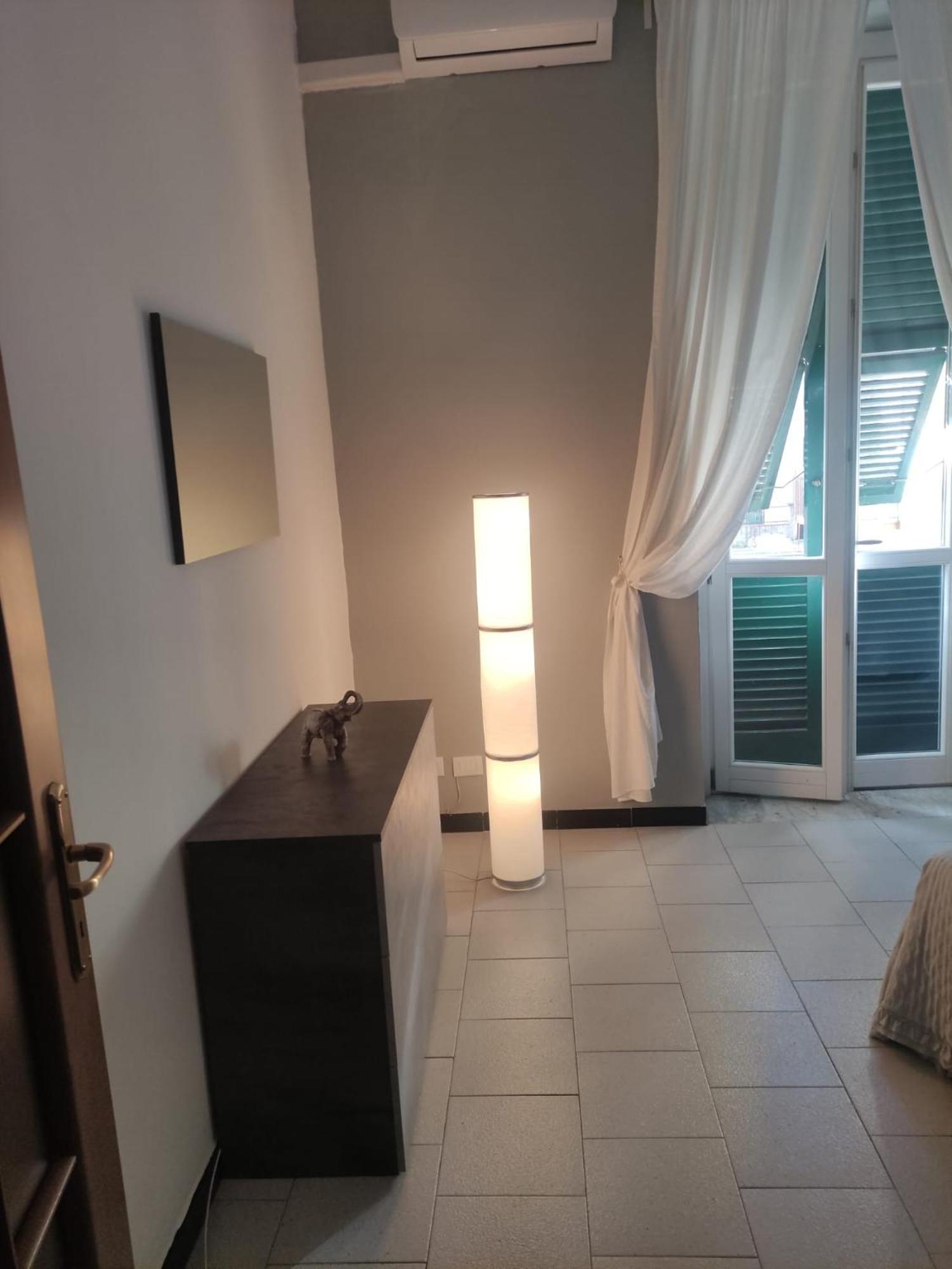 Traveller House Apartment La Spezia Room photo